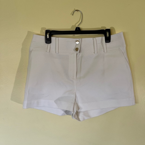Army Brook Women’s Duncan Shorts in Ivory White Shorts Size 12 NWT - Picture 1 of 9